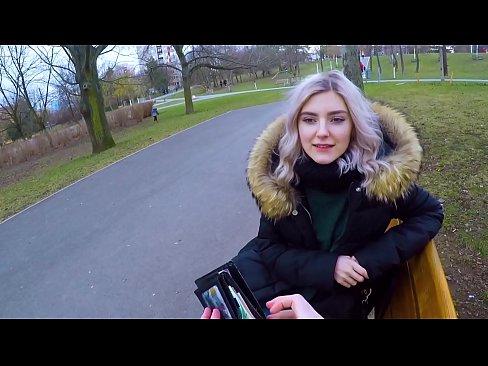 ❤️ Кончаҳои гарми бегонаро барои пул фурӯ мебарад - минет дар парк аз ҷониби Ева Элфи ️ Супер секс дар мо ❌️❤
